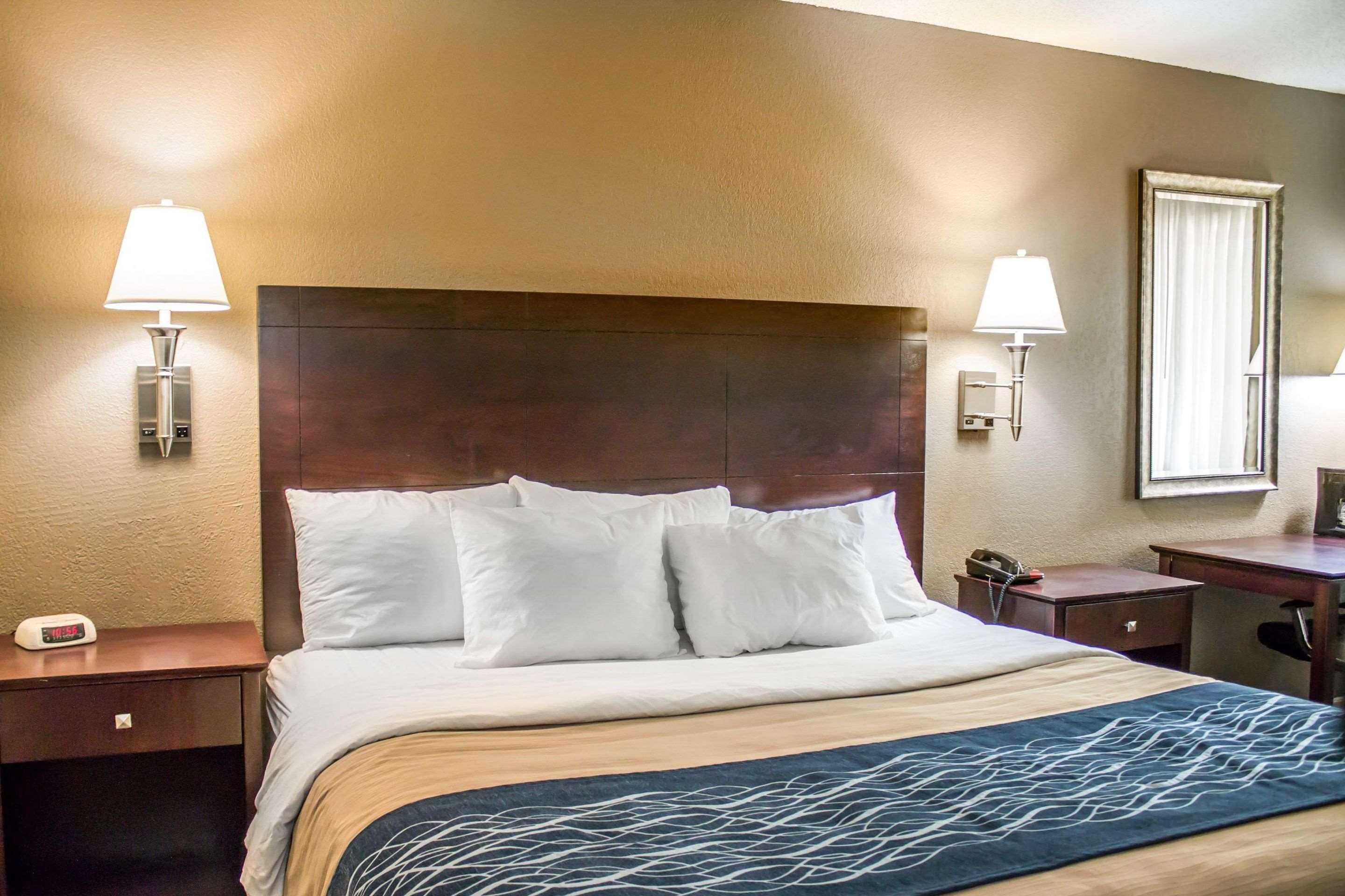 Comfort Inn Sandusky Exterior photo