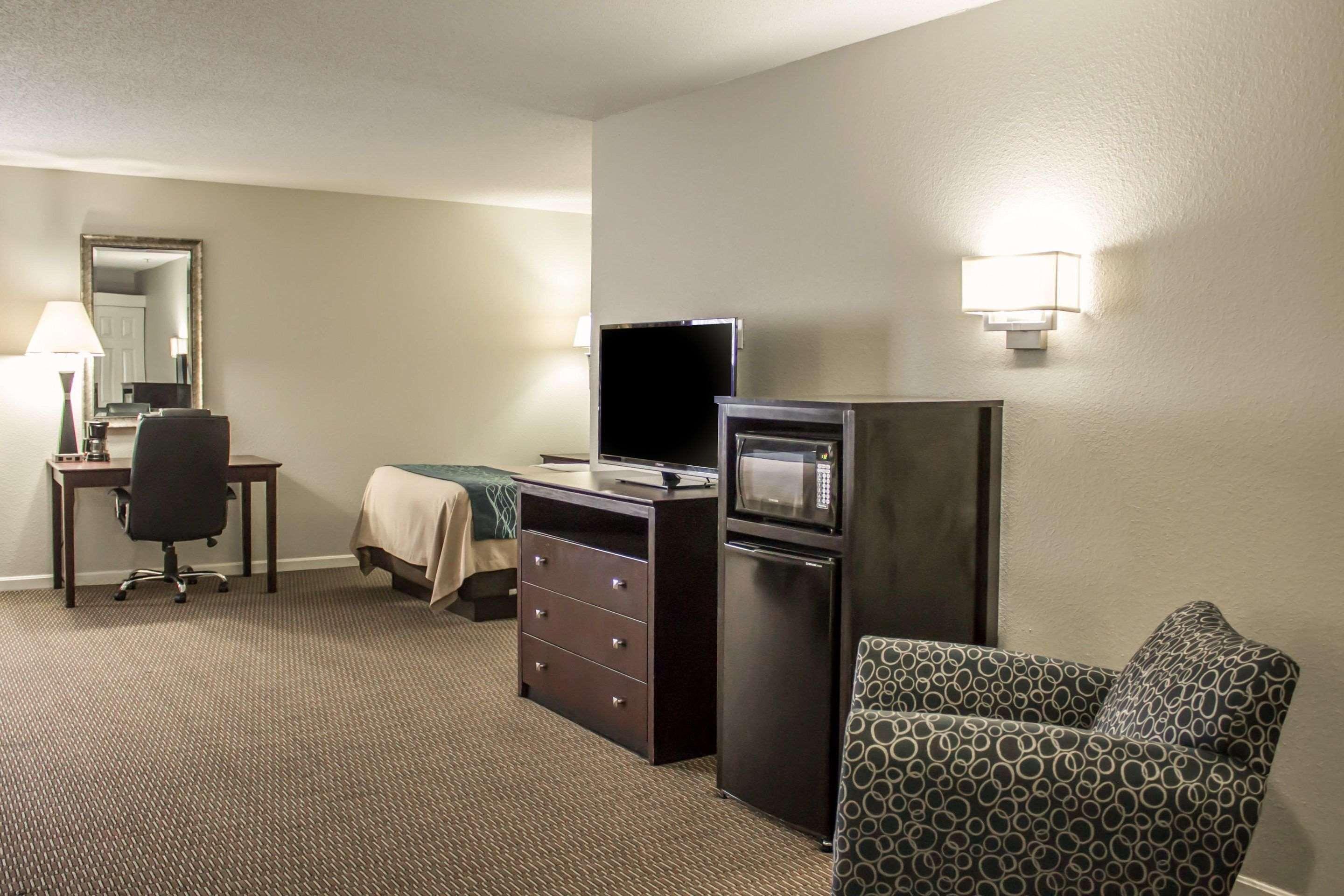 Comfort Inn Sandusky Exterior photo