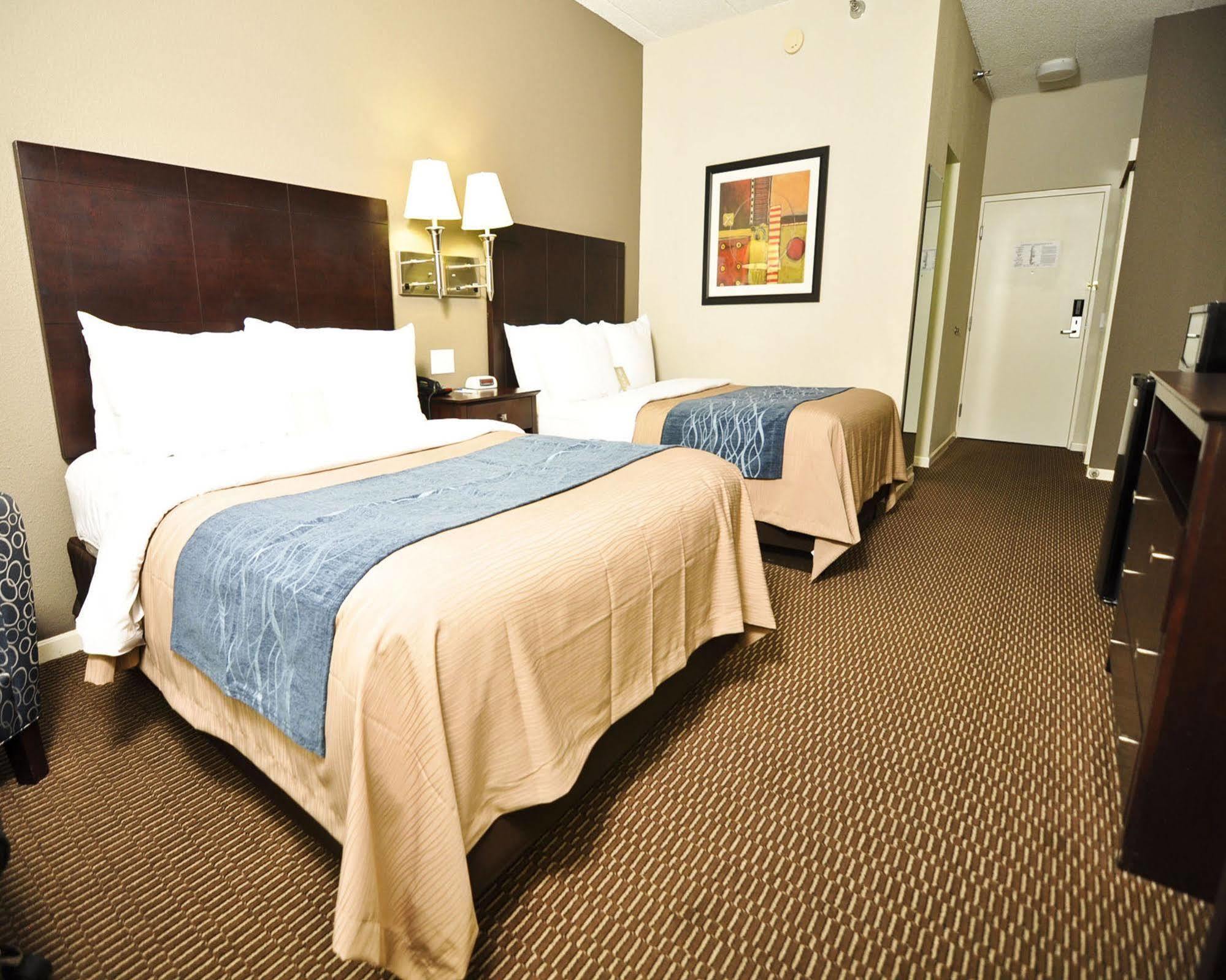 Comfort Inn Sandusky Exterior photo