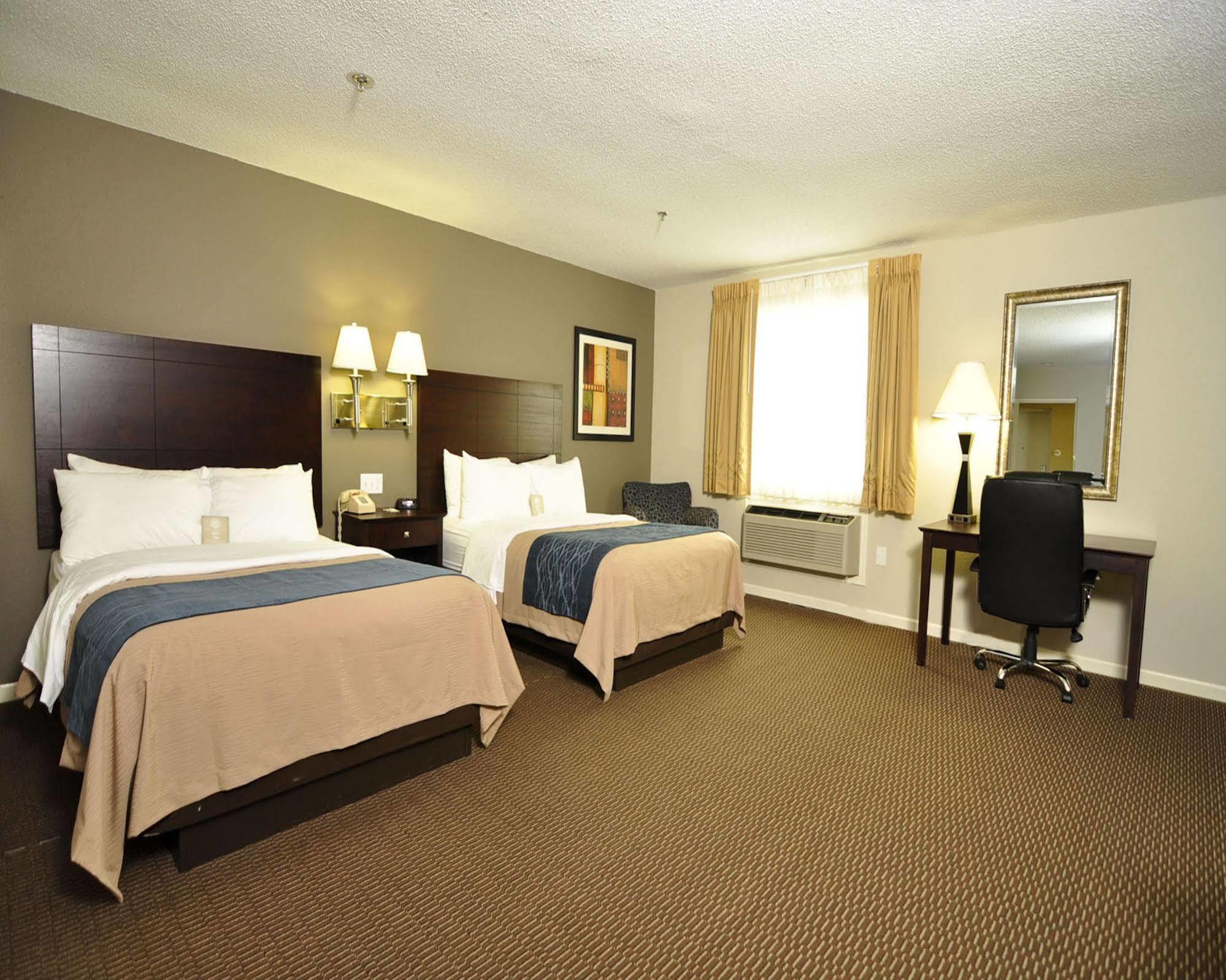 Comfort Inn Sandusky Exterior photo