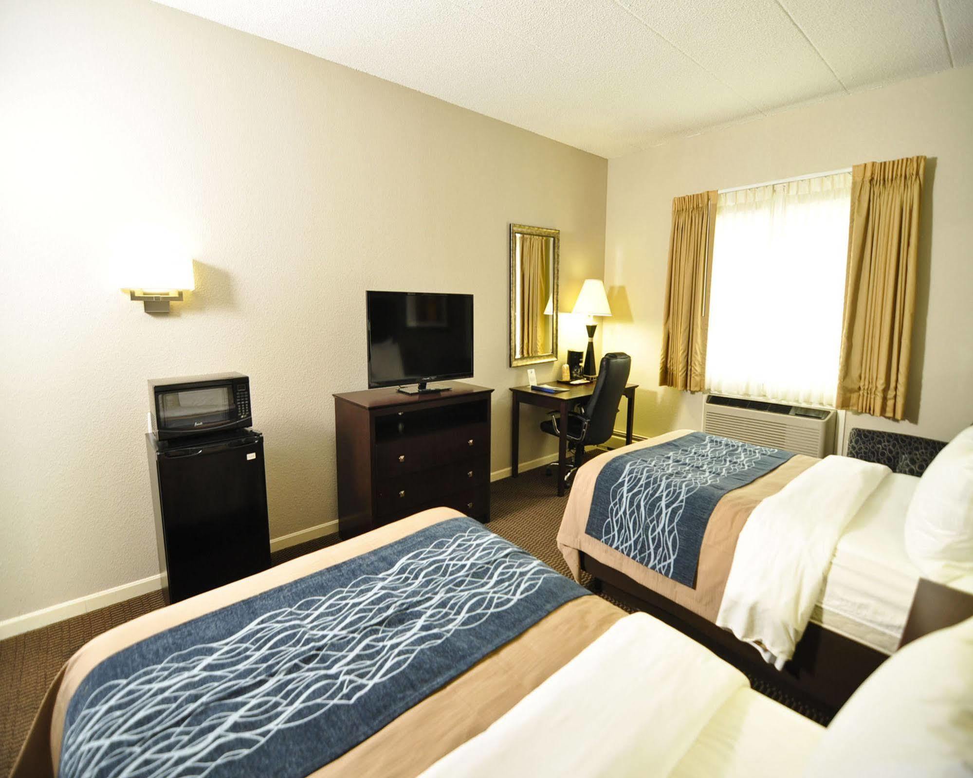 Comfort Inn Sandusky Exterior photo